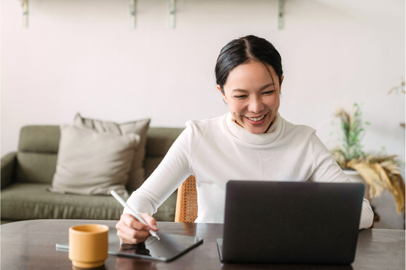 The impact of eye contact on recall during virtual presentations